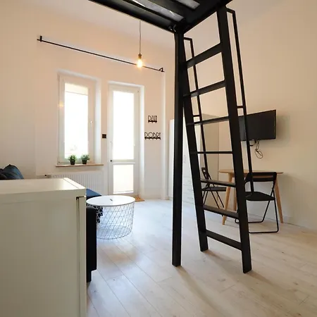 Apartment Studio Black&white